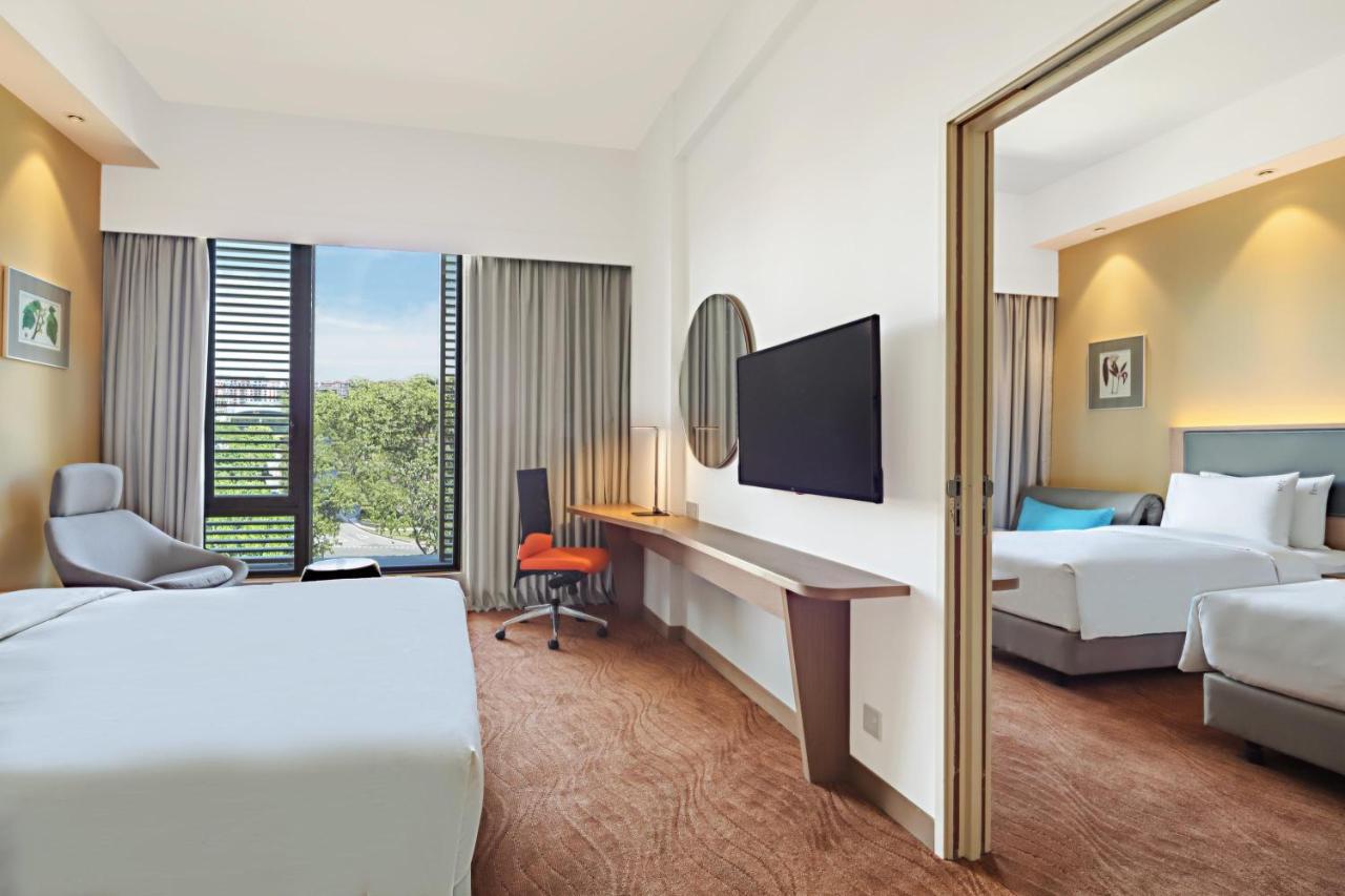 Holiday Inn Express Kota Kinabalu City Centre By Ihg Exteriör bild