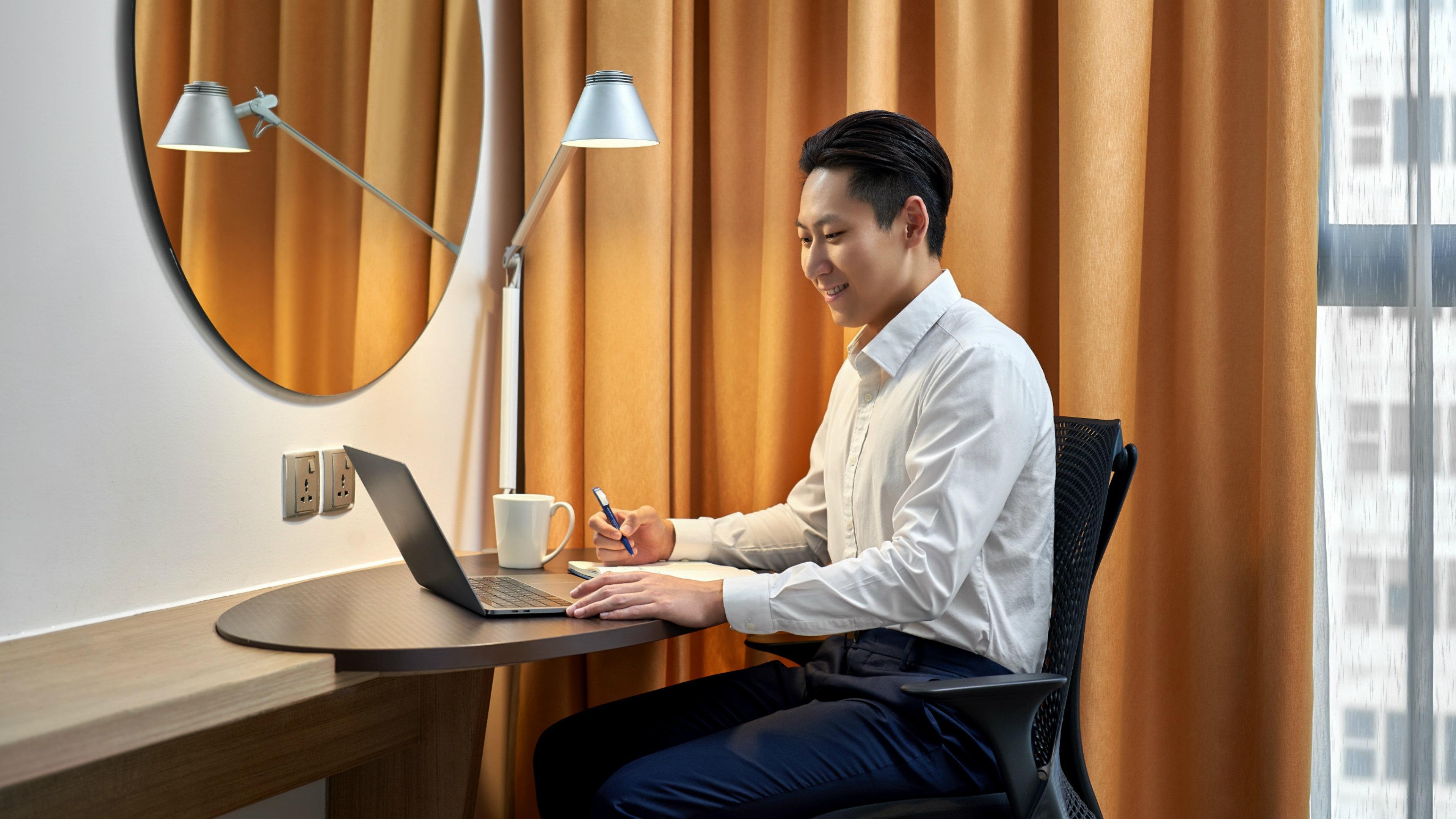 Holiday Inn Express Kota Kinabalu City Centre By Ihg Exteriör bild