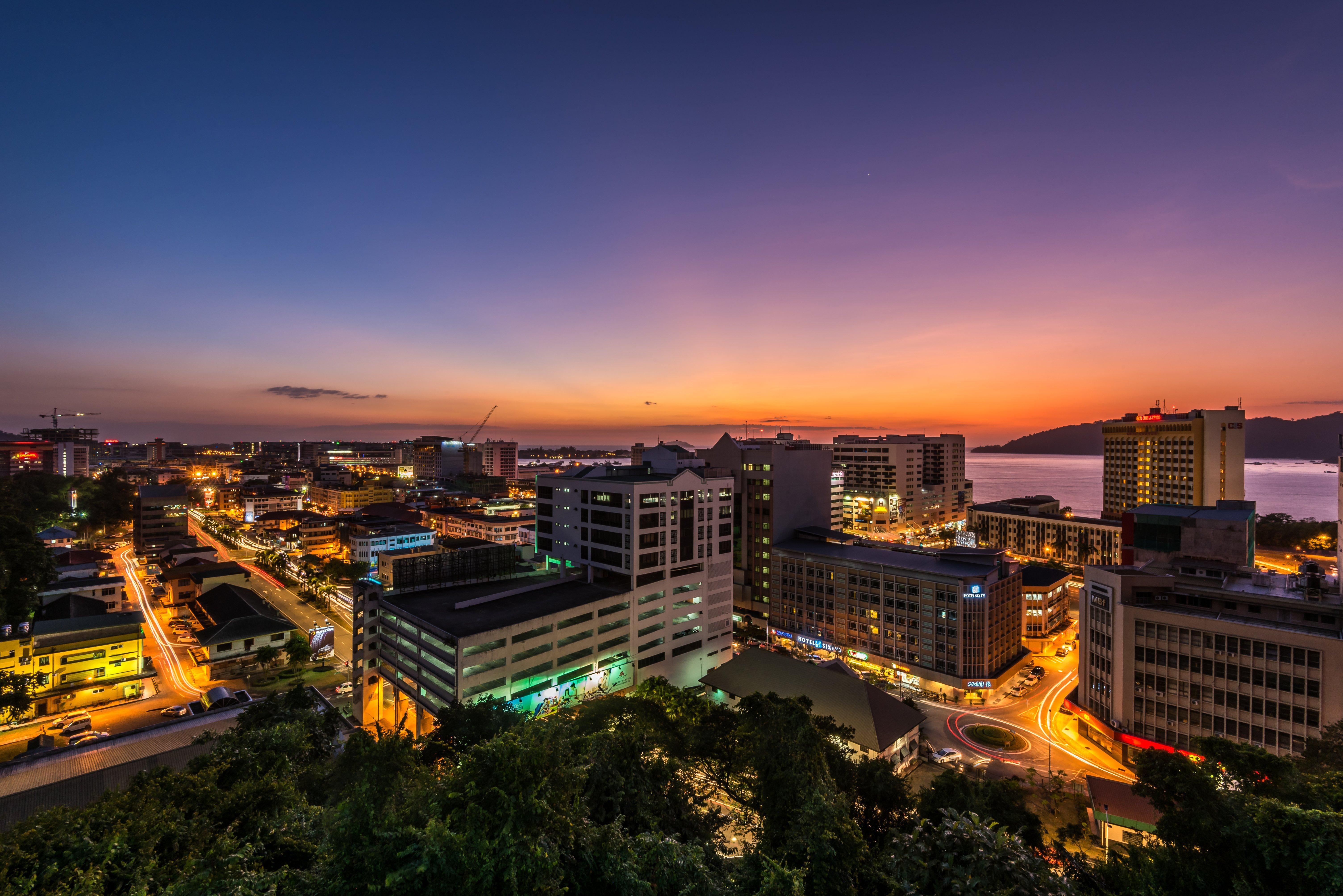 Holiday Inn Express Kota Kinabalu City Centre By Ihg Exteriör bild